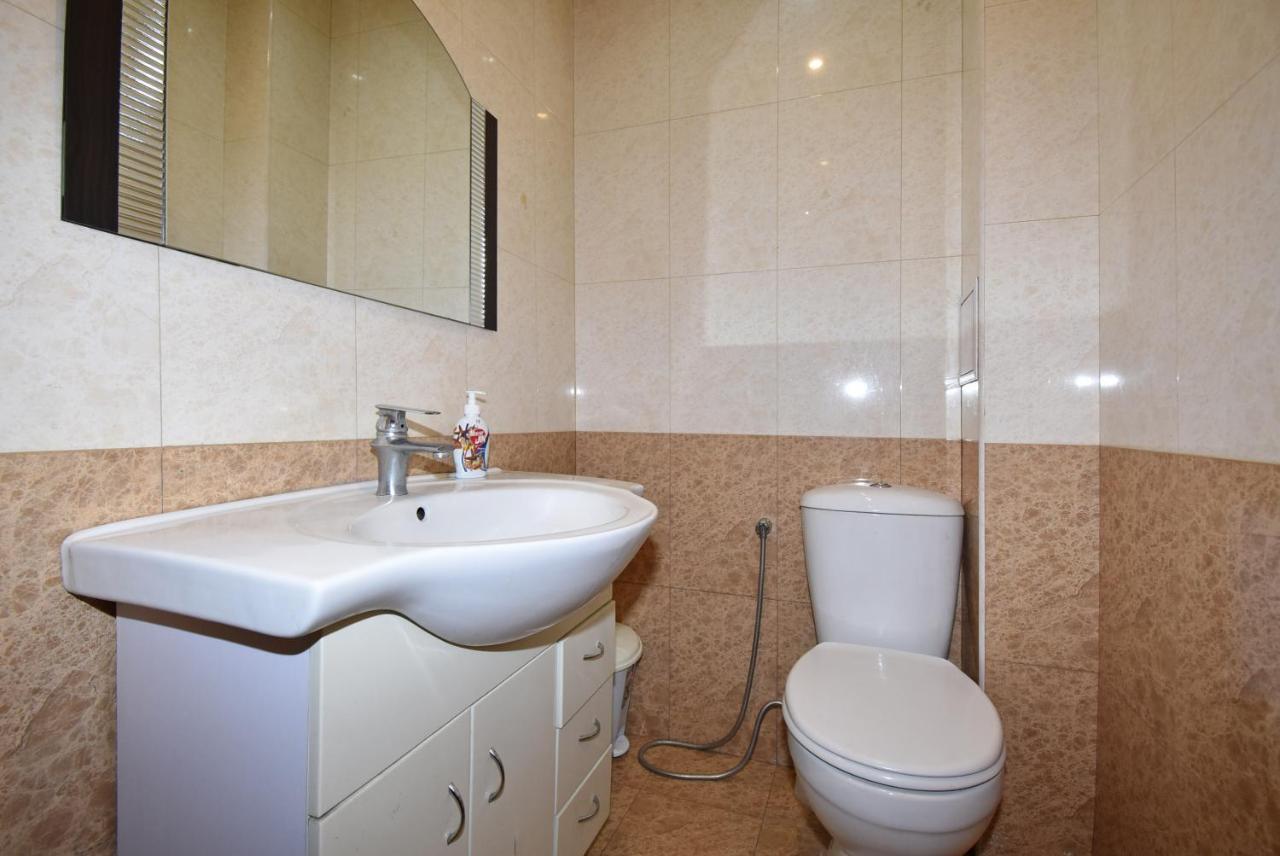 Armenak Apartment 5-Комнатная Erivan Exterior foto