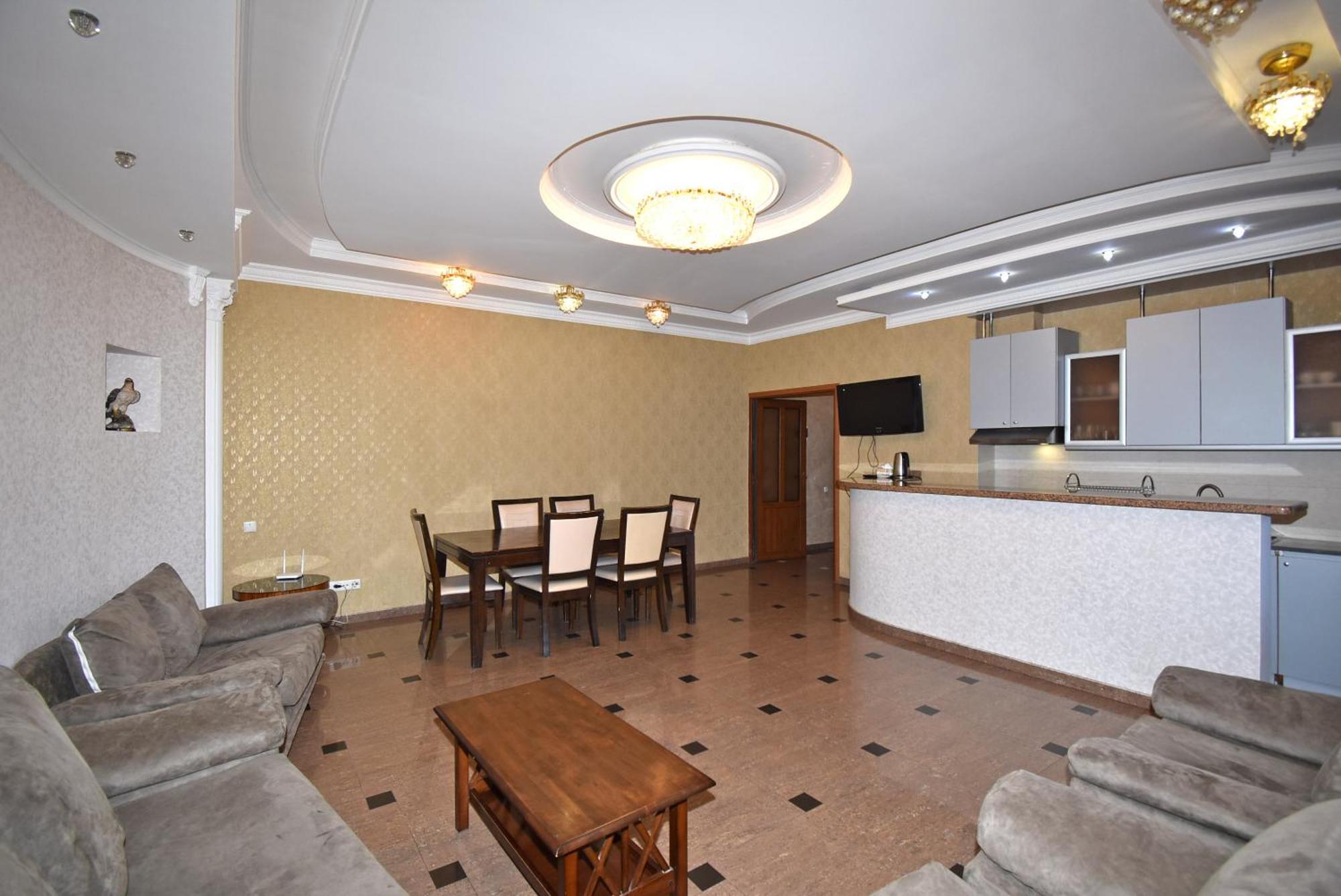 Armenak Apartment 5-Комнатная Erivan Exterior foto